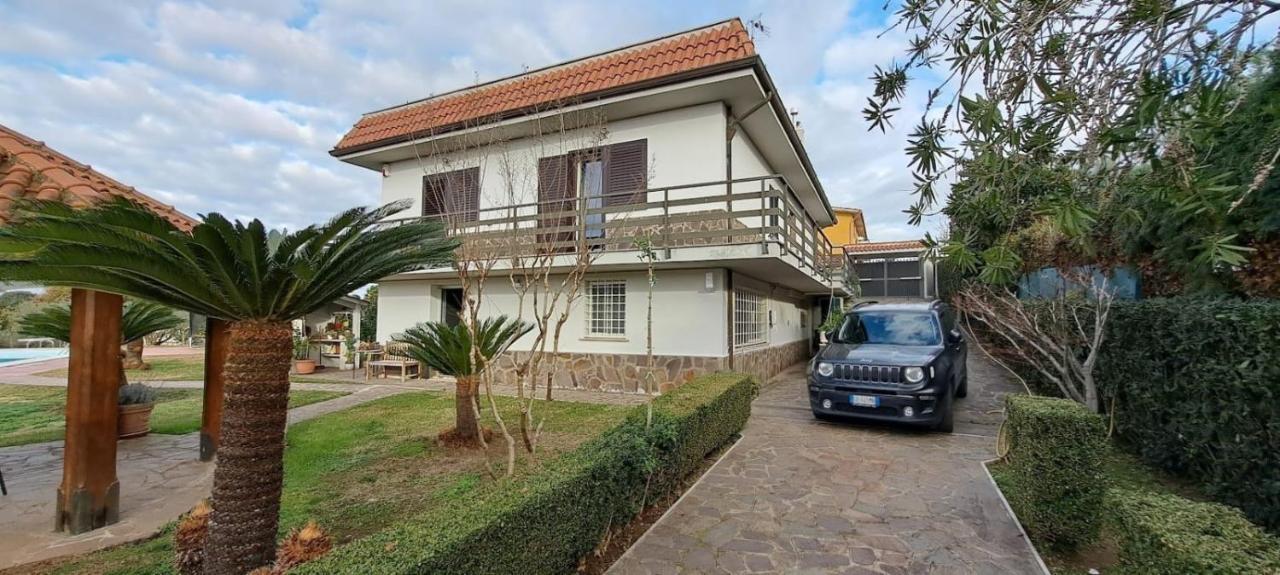 A Casa Di Iole Apartment Cogna Bagian luar foto